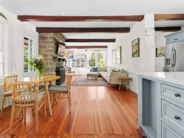 $1,895,000 | 2139 Comd Oliver Hazard Perry Highway, South Kingstown, RI 02879