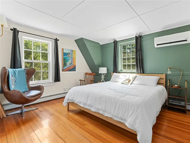 $1,895,000 | 2139 Comd Oliver Hazard Perry Highway, South Kingstown, RI 02879