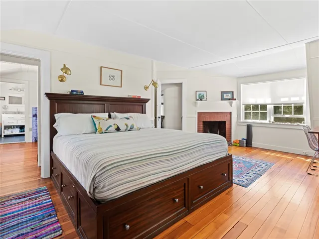 $1,895,000 | 2139 Comd Oliver Hazard Perry Highway, South Kingstown, RI 02879