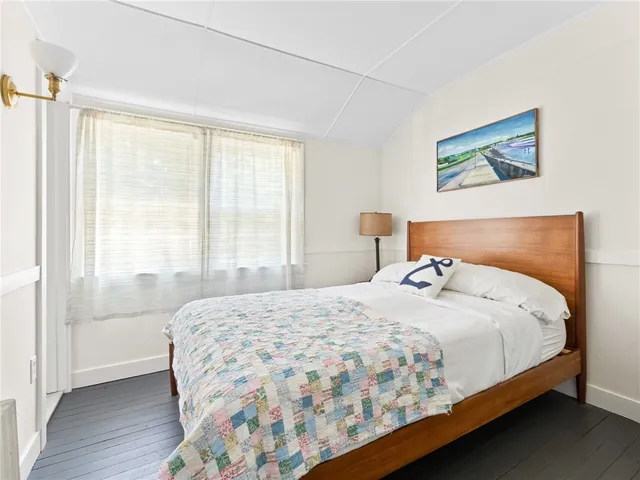 $1,895,000 | 2139 Comd Oliver Hazard Perry Highway, South Kingstown, RI 02879