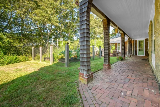 $1,895,000 | 2139 Comd Oliver Hazard Perry Highway, South Kingstown, RI 02879