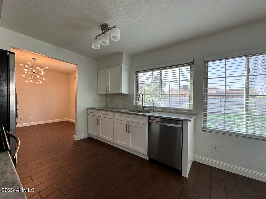4254 East Vineyard Road Phoenix, AZ 85042 - Photo 13 of 63 IMG-20230820-WA0087