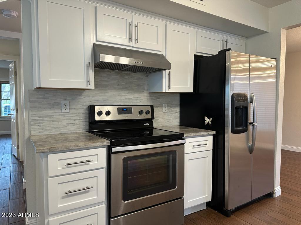 4254 East Vineyard Road Phoenix, AZ 85042 - Photo 18 of 63 IMG-20230820-WA0056