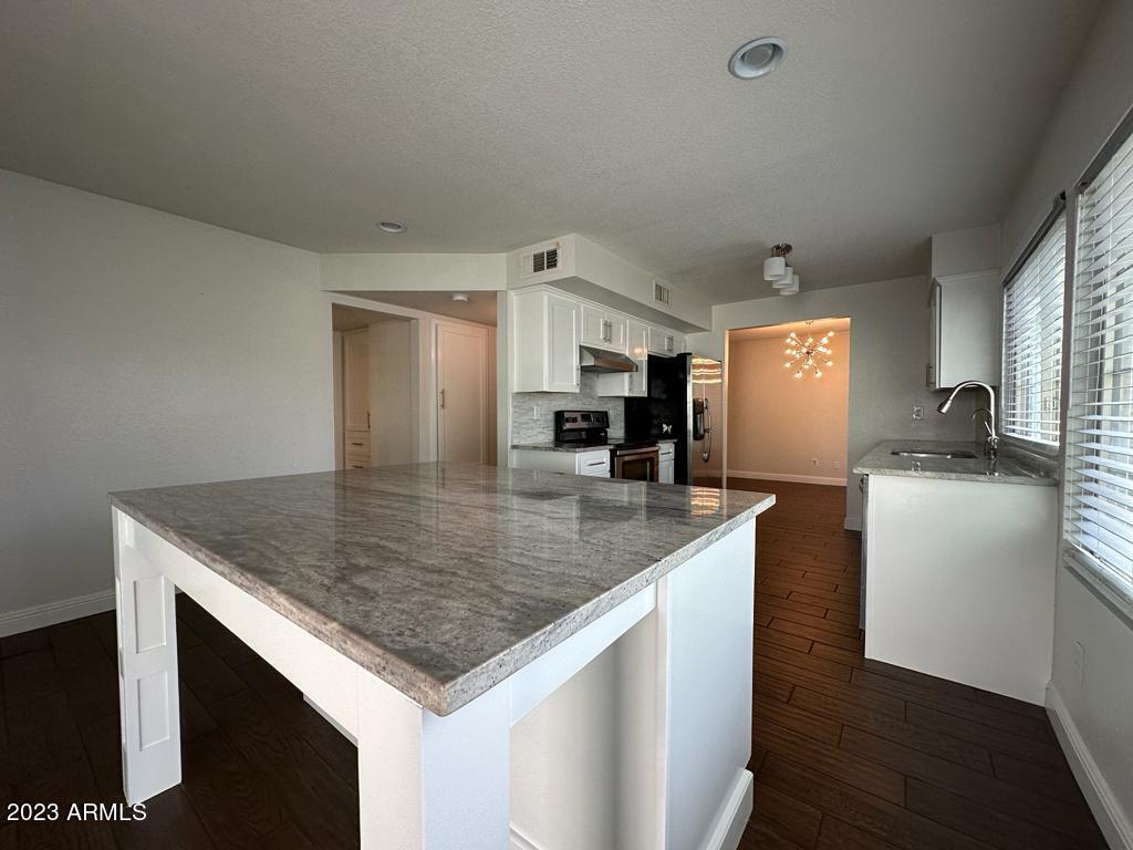 4254 East Vineyard Road Phoenix, AZ 85042 - Photo 25 of 63 IMG-20230820-WA0081