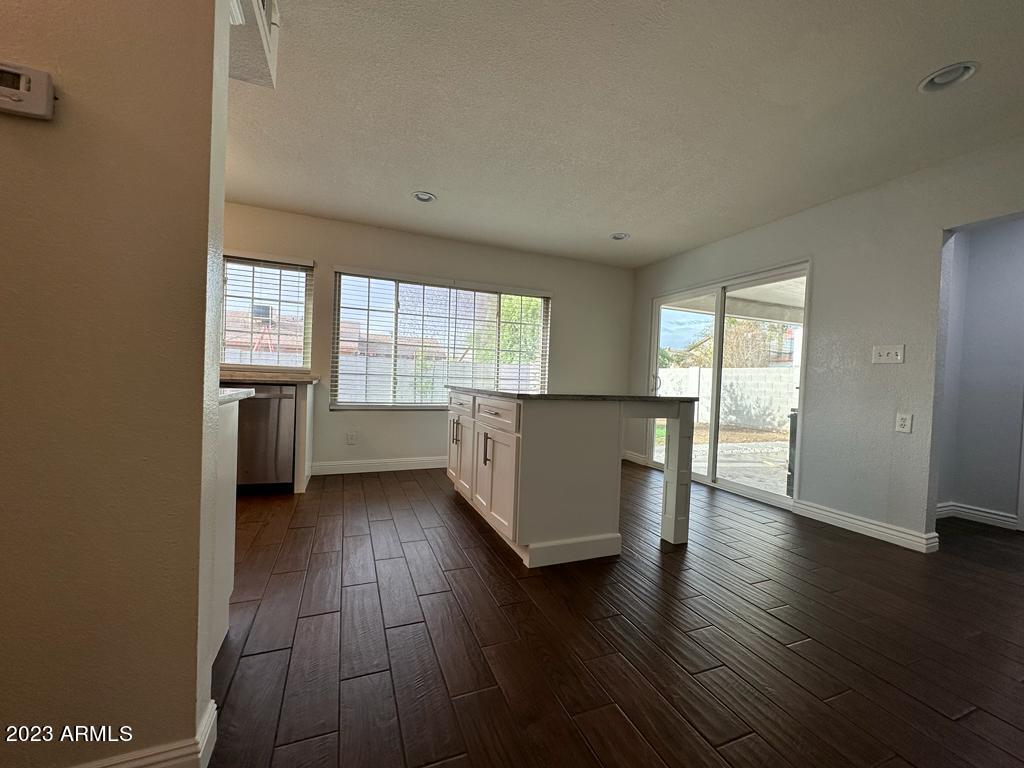 4254 East Vineyard Road Phoenix, AZ 85042 - Photo 28 of 63 IMG-20230820-WA0089