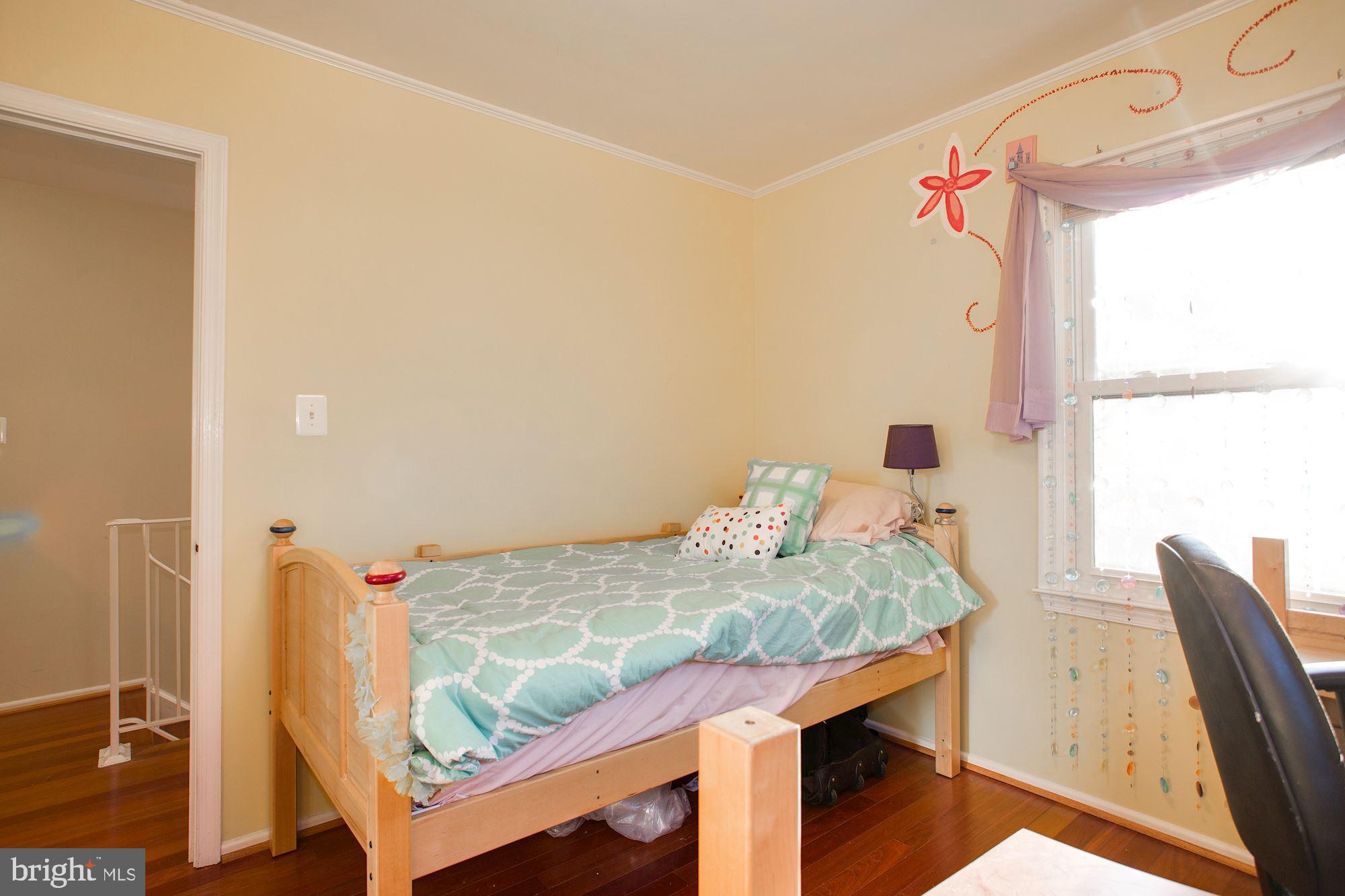 5572 Kendrick Lane Burke, VA 22015 - Photo 31 of 57 Bedroom #2