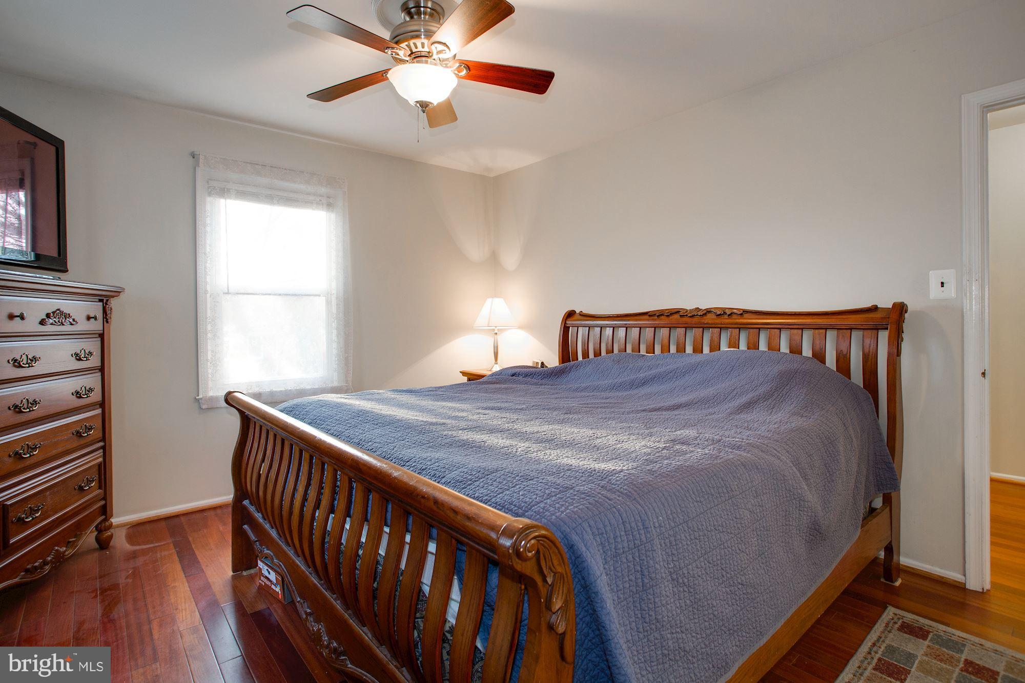 5572 Kendrick Lane Burke, VA 22015 - Photo 35 of 57 Master Bedroom