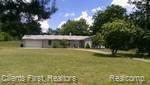 7525 Farley Road Pinckney, MI 48169 - Photo 9 of 25 179.jpg
