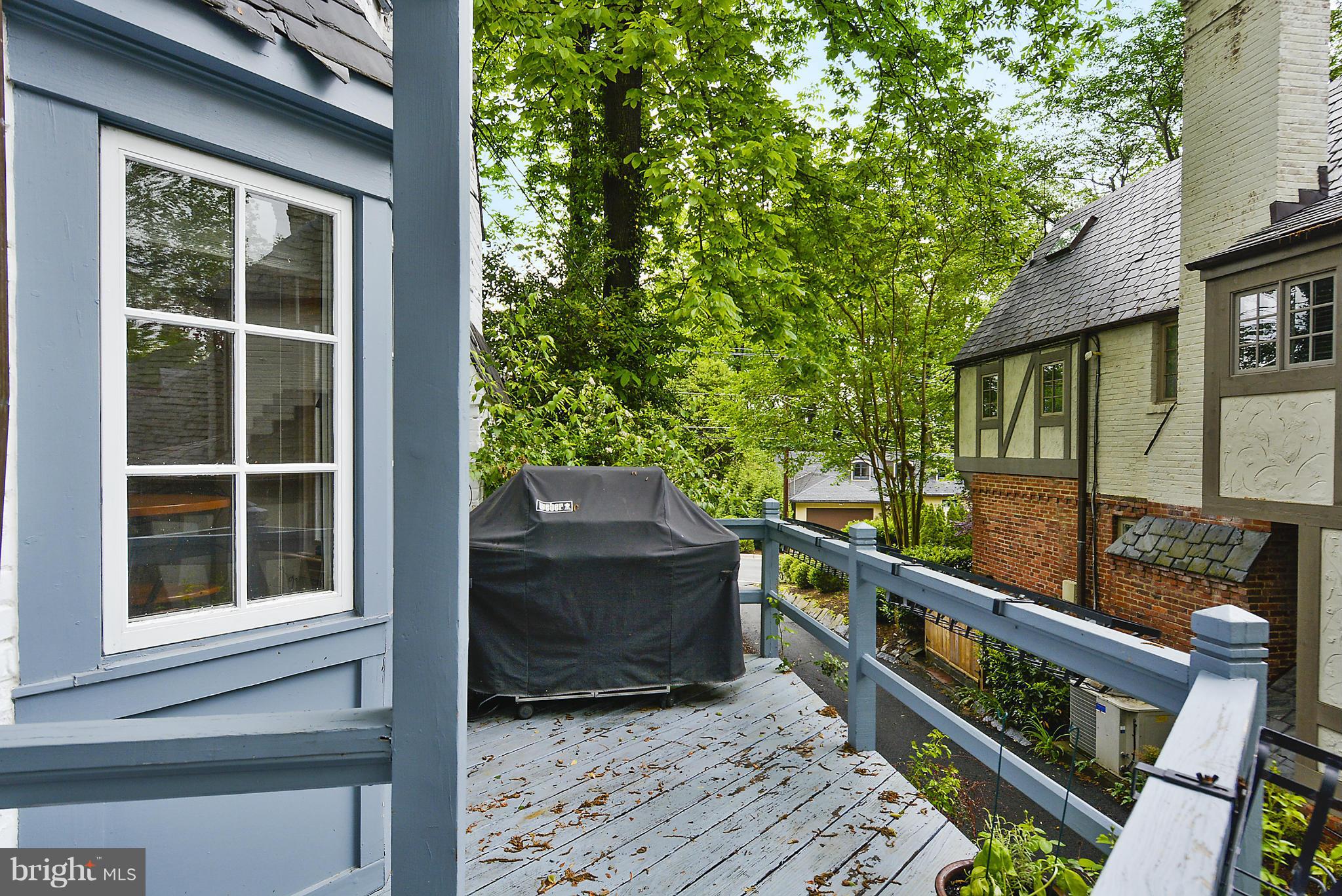 3110 Rolling Road Chevy Chase, MD 20815 - Photo 9 of 28 Exterior (General)