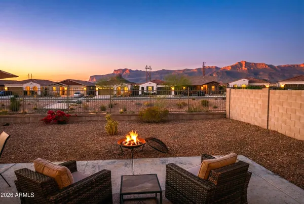 $445,000 | 11606 East Chevelon Trail, Gold Canyon, AZ 85118