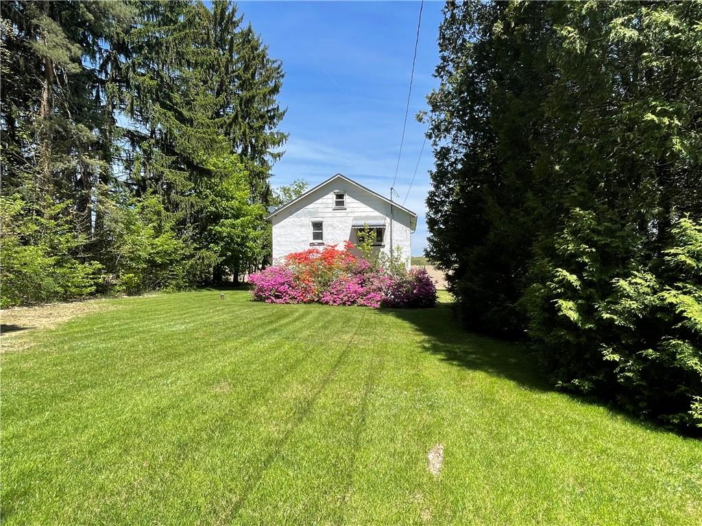 15 Kinsman Road Greenville, PA 16125 - Photo 2 of 34