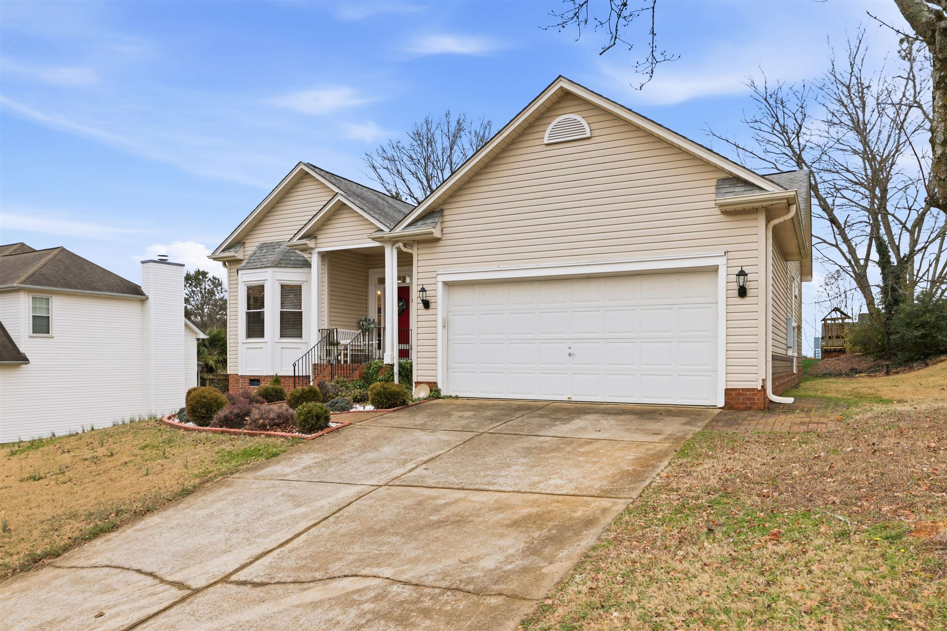 104 Fawn Ridge Way Mauldin, SC 29662 - Photo 2 of 24