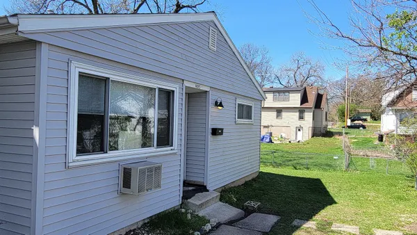 $1,445 | 4015 Claire Street, Madison, WI 53716