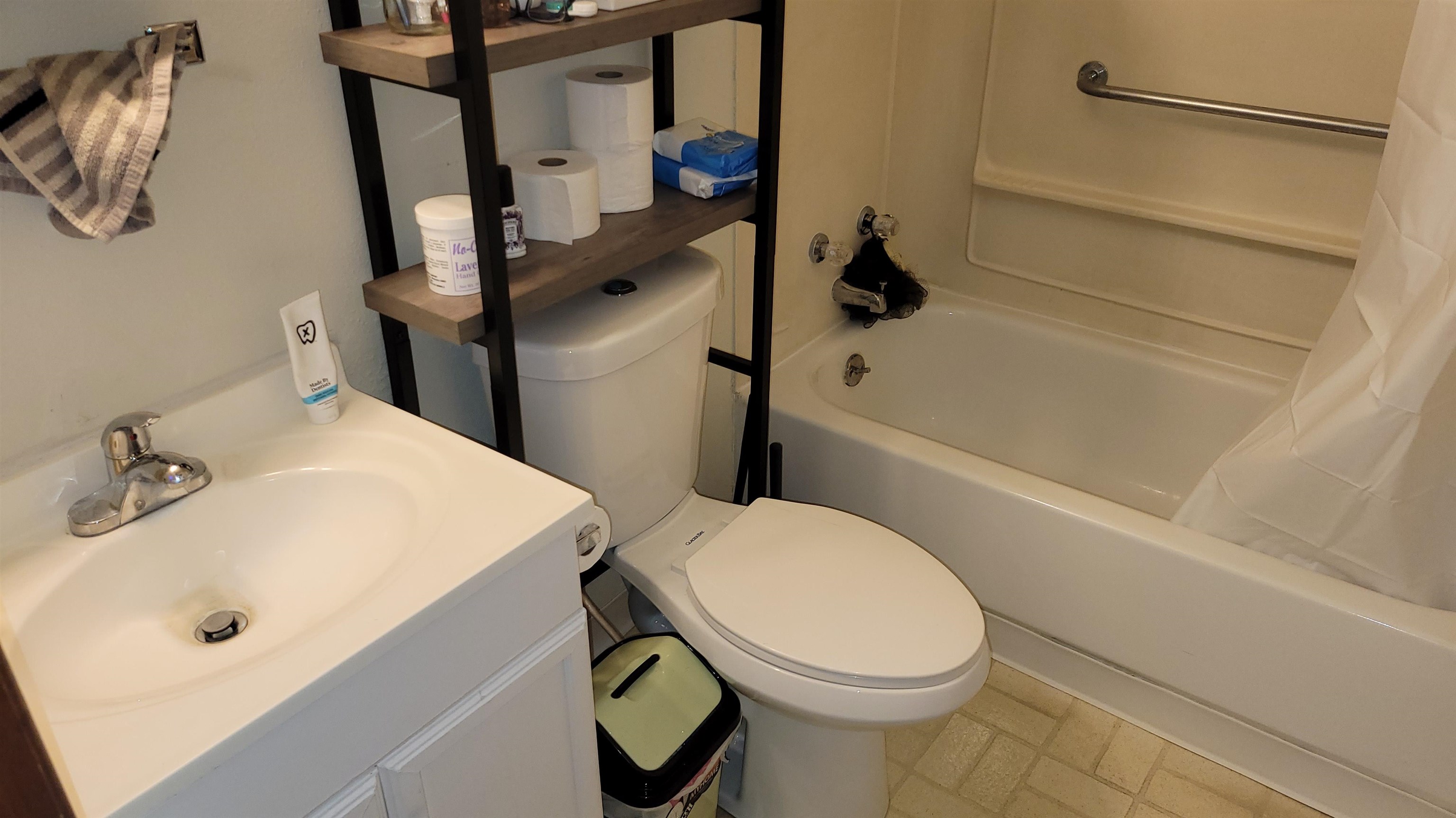 4015 Claire Street Madison, WI 53716 - Photo 14 of 23