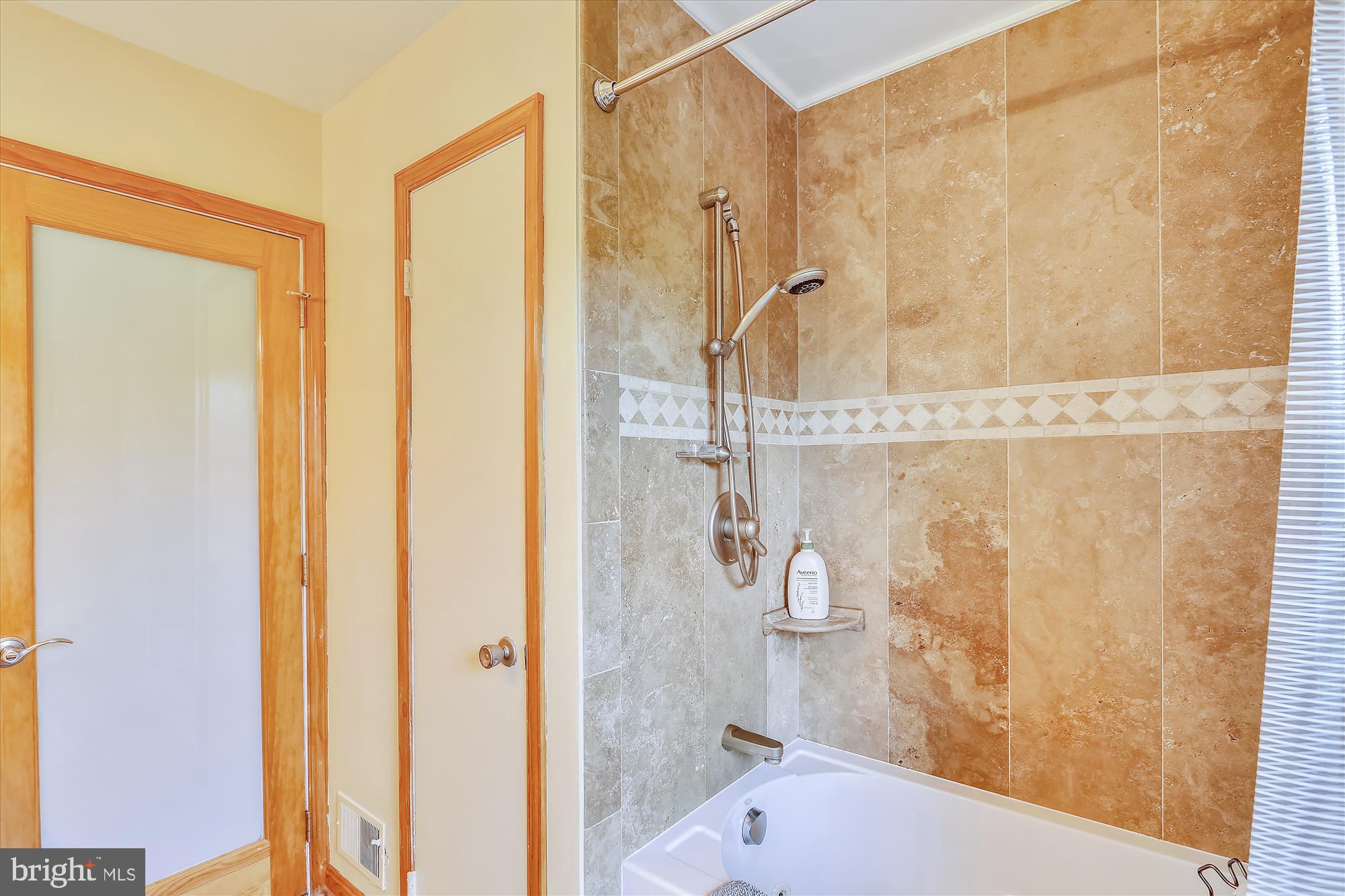 1755 Glastonberry Road Potomac, MD 20854 - Photo 60 of 100