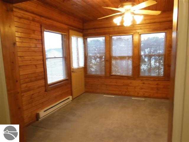 1030 Sweeney Road Mount Pleasant, MI 48858 - Photo 15 of 16 1772495-14.JPG