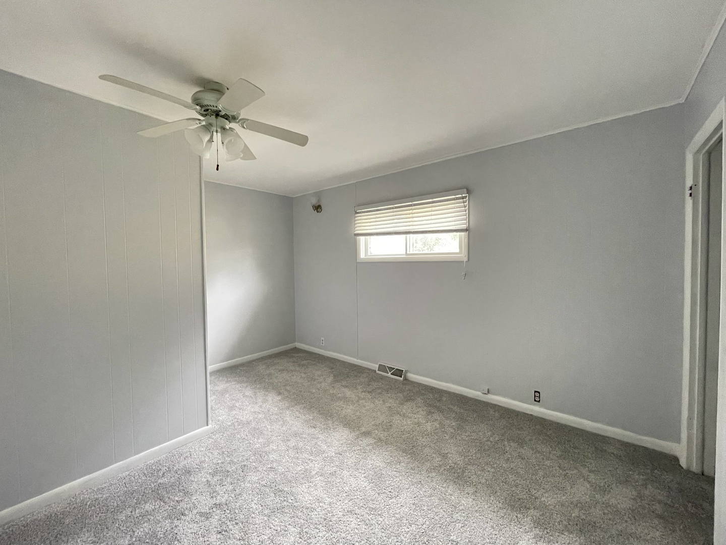 409 South Naperville Road Wheaton, IL 60187 - Photo 10 of 11 a view of an empty room