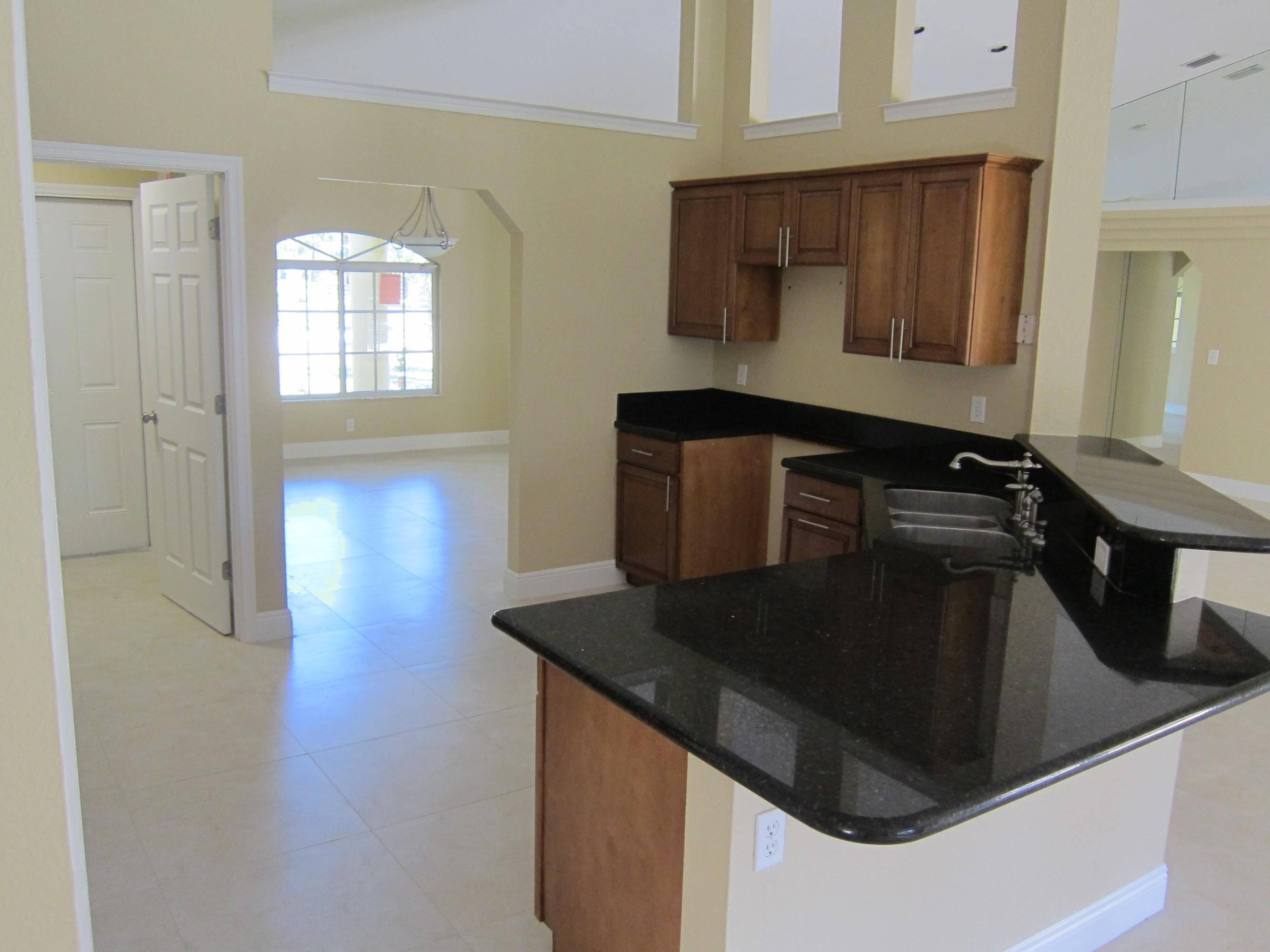 16228 63rd Road North Loxahatchee, FL 33470 - Photo 24 of 33 Kitchen