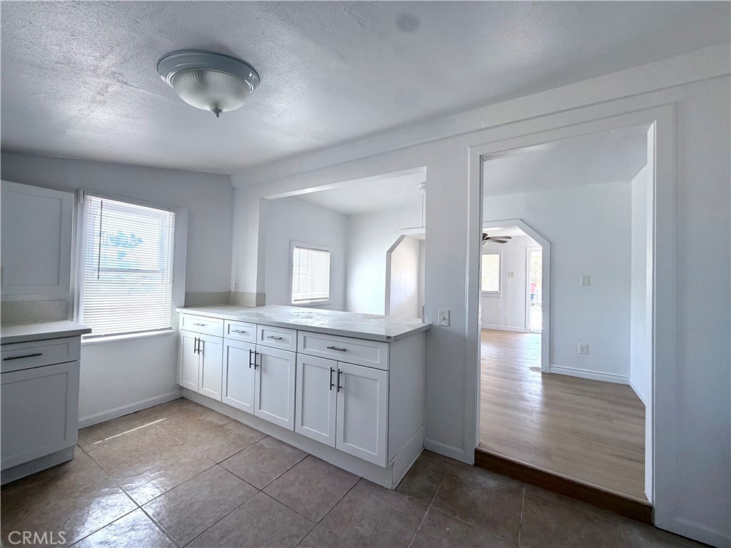 247 Stephen Street Colton, CA 92324 - Photo 4 of 15