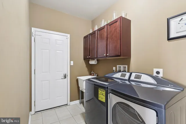 $615,000 | 523 Glenwood Drive, Douglassville, PA 19518