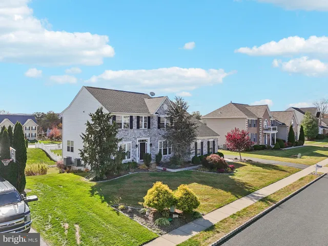 $615,000 | 523 Glenwood Drive, Douglassville, PA 19518