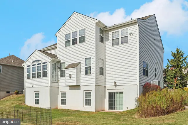 $615,000 | 523 Glenwood Drive, Douglassville, PA 19518