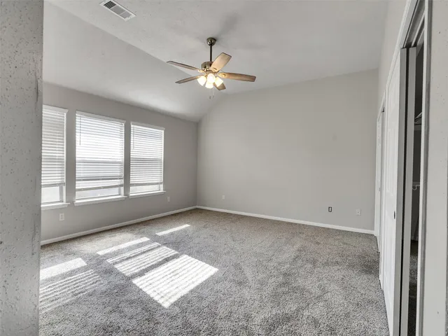 $250,000 | 1271 El Camino Village Drive, Webster, TX 77058