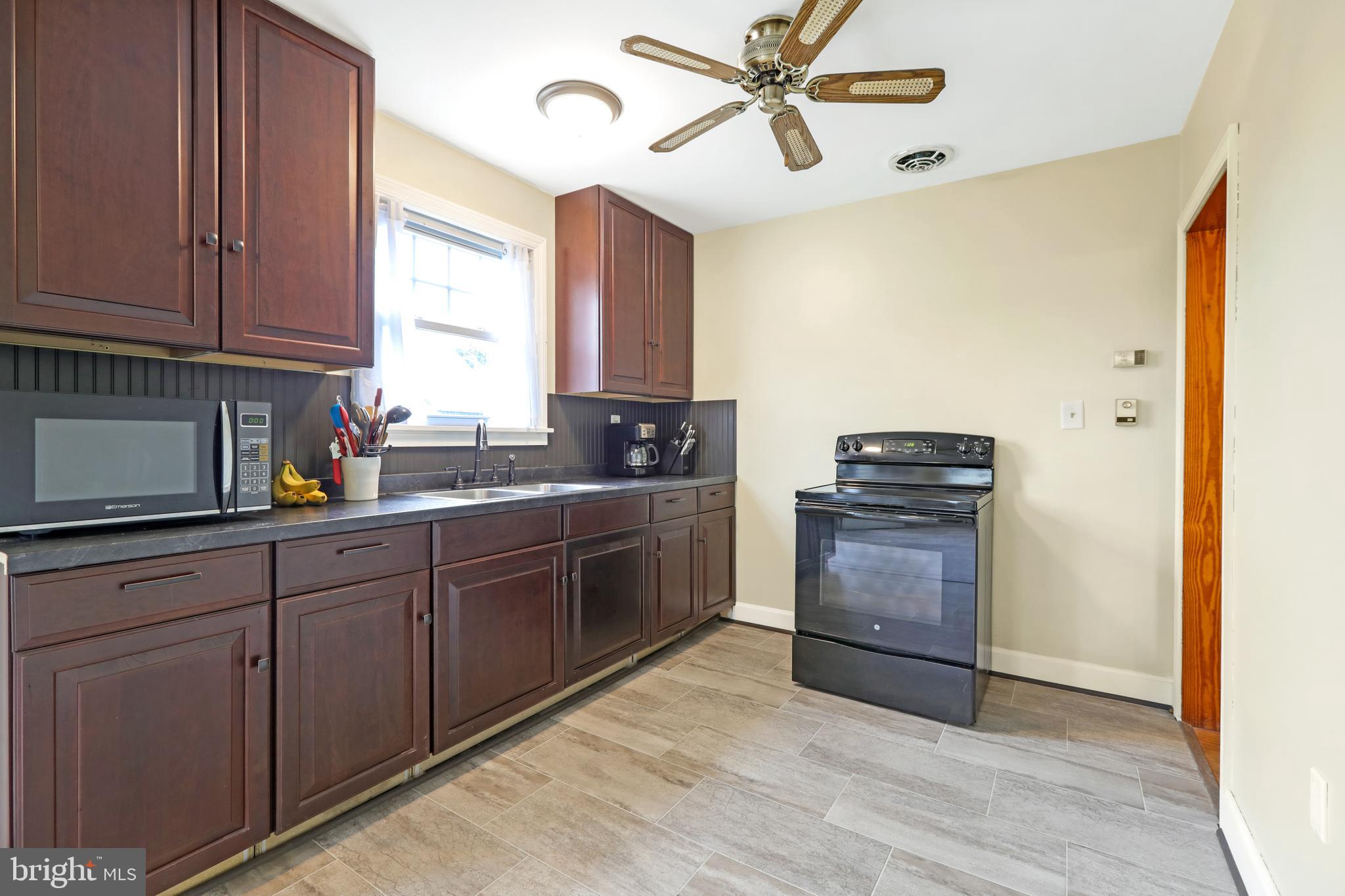 12706 Winchester Road Southwest Cumberland, MD 21502 - Photo 5 of 19 Gallery Image 5