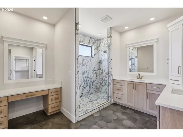 $1,499,900 | 8303 Northeast 174th Avenue, Vancouver, WA 98682