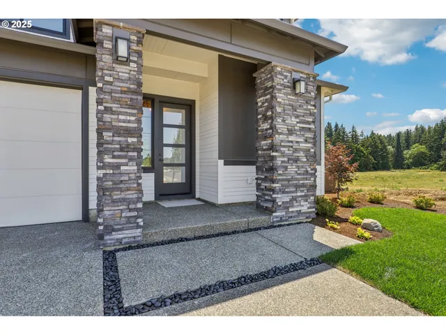 $1,499,900 | 8303 Northeast 174th Avenue, Vancouver, WA 98682