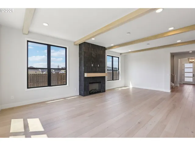 $1,499,900 | 8303 Northeast 174th Avenue, Vancouver, WA 98682