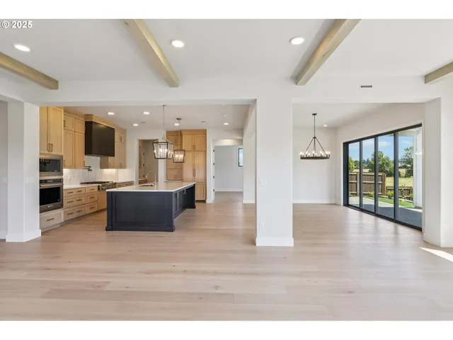 $1,499,900 | 8303 Northeast 174th Avenue, Vancouver, WA 98682