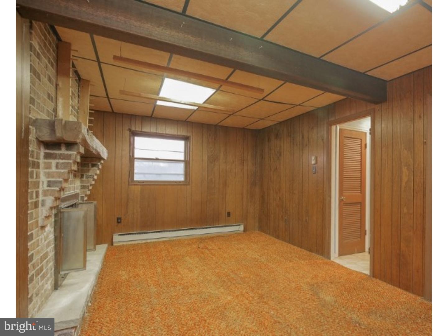 2513 Leisczs Bridge Road Reading, PA 19605 - Photo 3 of 22