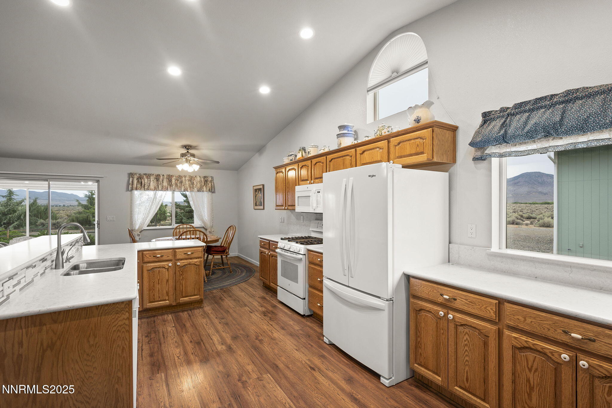 244 Sutro Road Dayton, NV 89403 - Photo 11 of 32 11-web-or-mls-_DSC0374