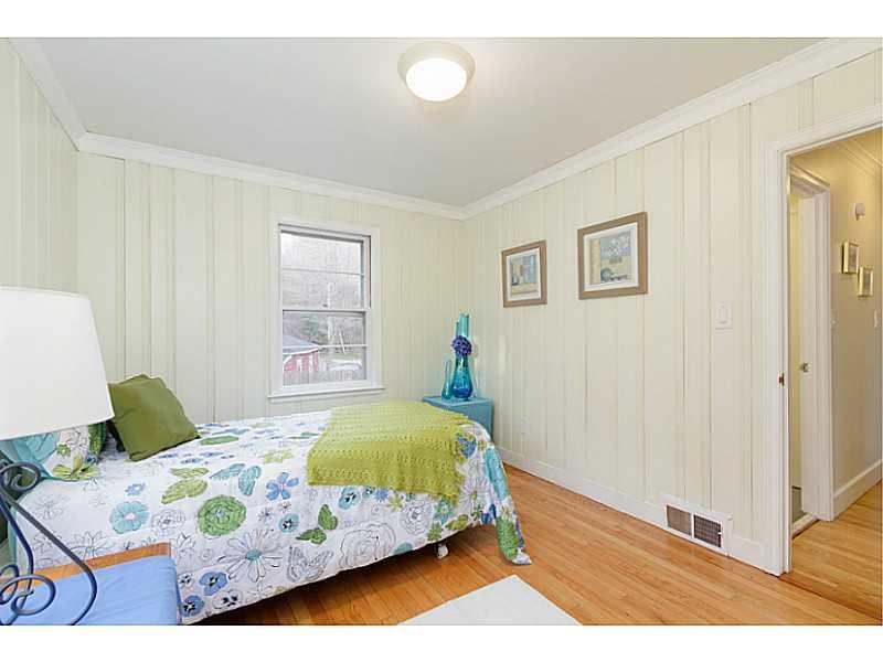 11 Chambers Road Cape Elizabeth, ME 04107 - Photo 18 of 29 Bedroom.