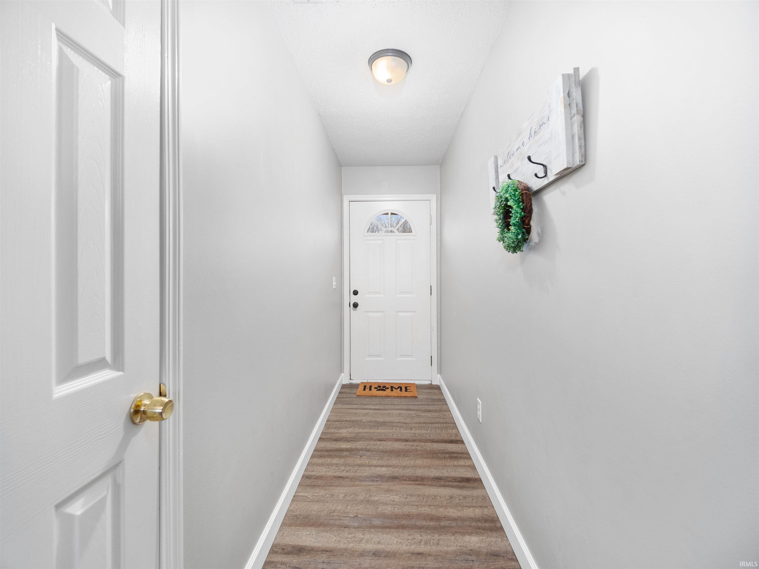 1206 Springbrook Road Fort Wayne, IN 46825 - Photo 5 of 26 Gallery Image 5