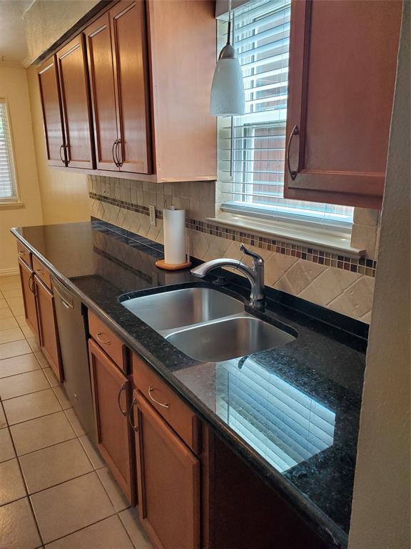 2225 Ruby Road Irving, TX 75060 - Photo 15 of 37