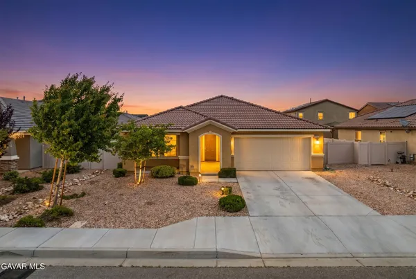 $484,000 | 3561 East Garnet Lane, Lancaster, CA 93535
