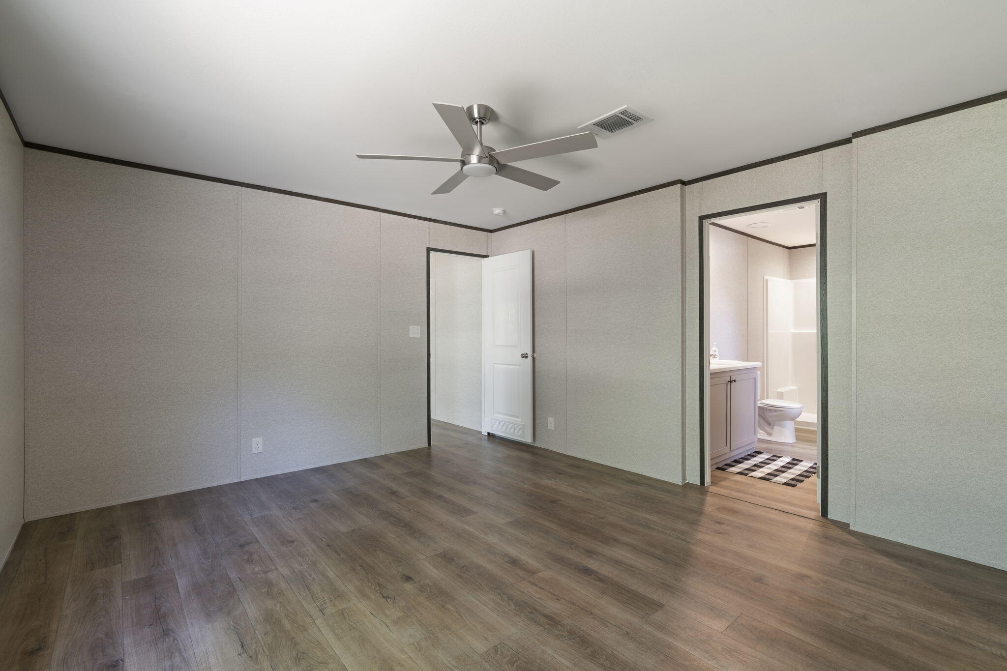 6667 Wild Horse Loop Keystone Heights, FL 32656 - Photo 22 of 48 Master Bedroom