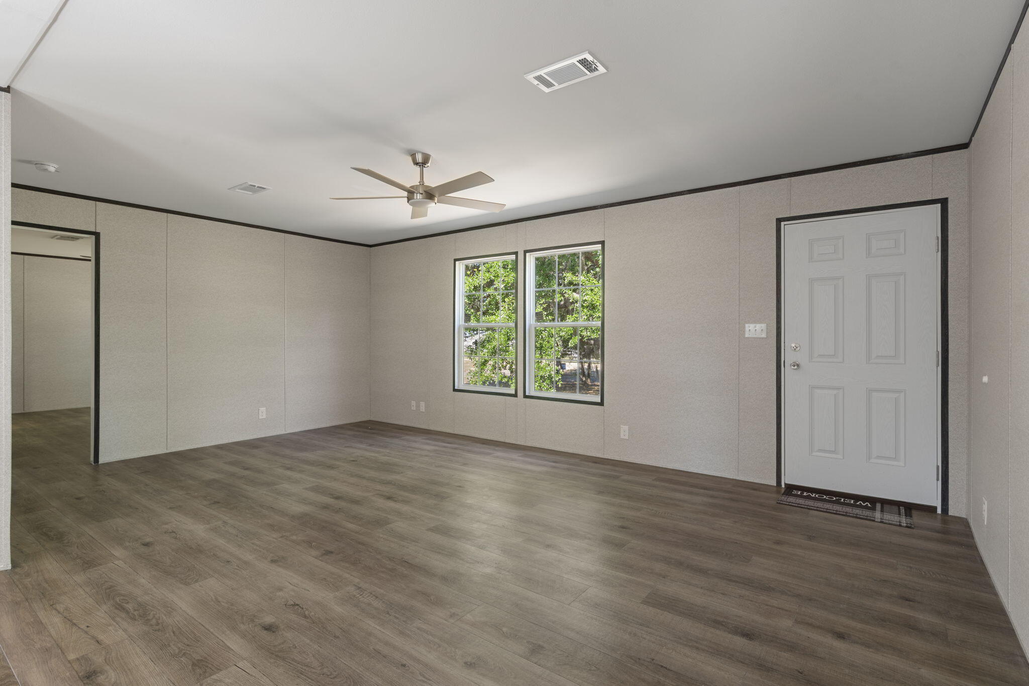 6667 Wild Horse Loop Keystone Heights, FL 32656 - Photo 5 of 48 Living Room