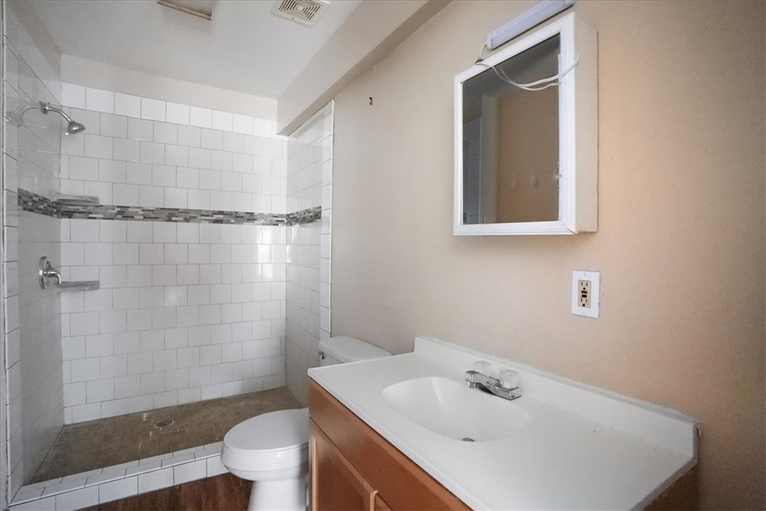 405 East Main Street Bishop, TX 78343 - Photo 9 of 14