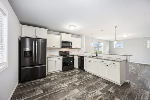 $325,000 | 1708 Harper Grove Lane, Vicksburg, MI 49097