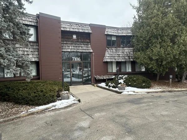 $179,900 | 7106 Fortune Drive, Unit 1, Middleton, WI 53562