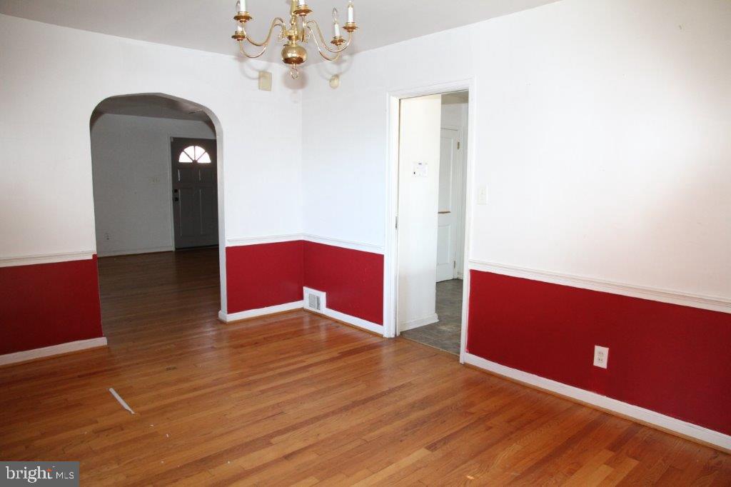 1801 Northbourne Road Baltimore, MD 21239 - Photo 5 of 11