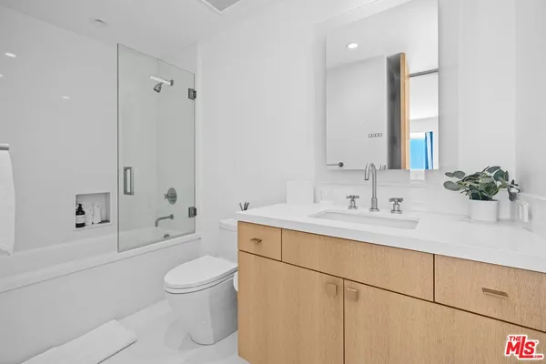 $65,000 | 24380 Malibu Road, Malibu, CA 90265