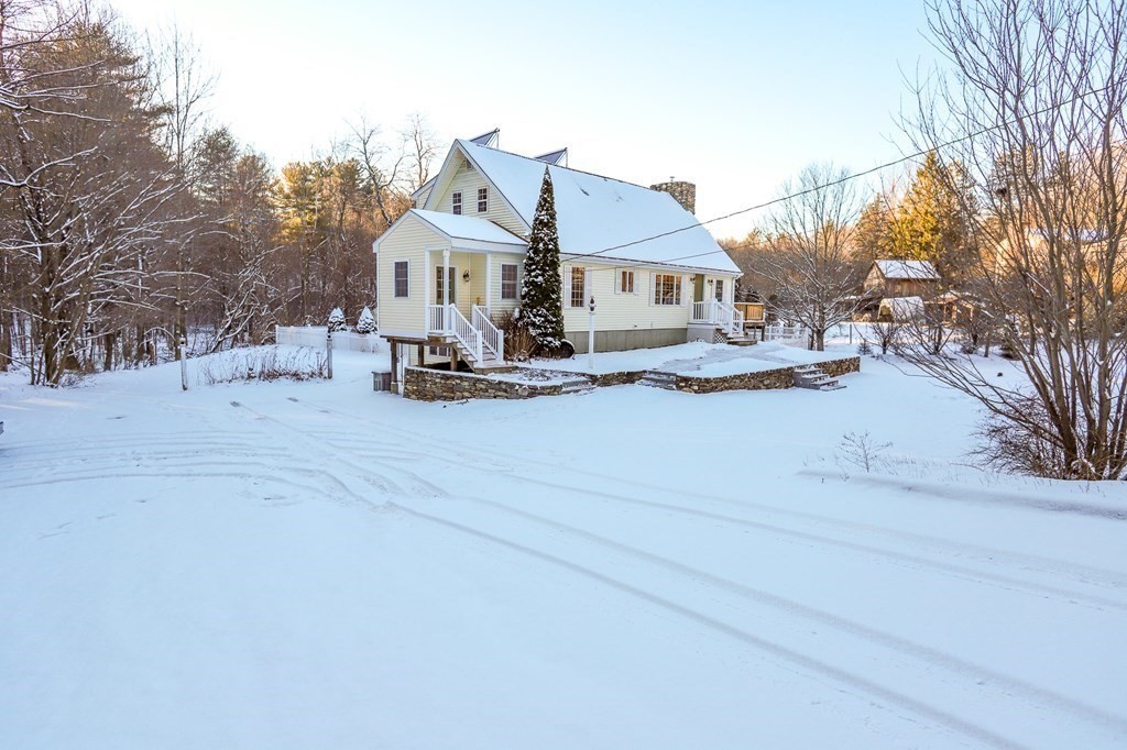 307 Ball Hill Road Princeton, MA 01541 - Photo 4 of 42 Gallery Image 4