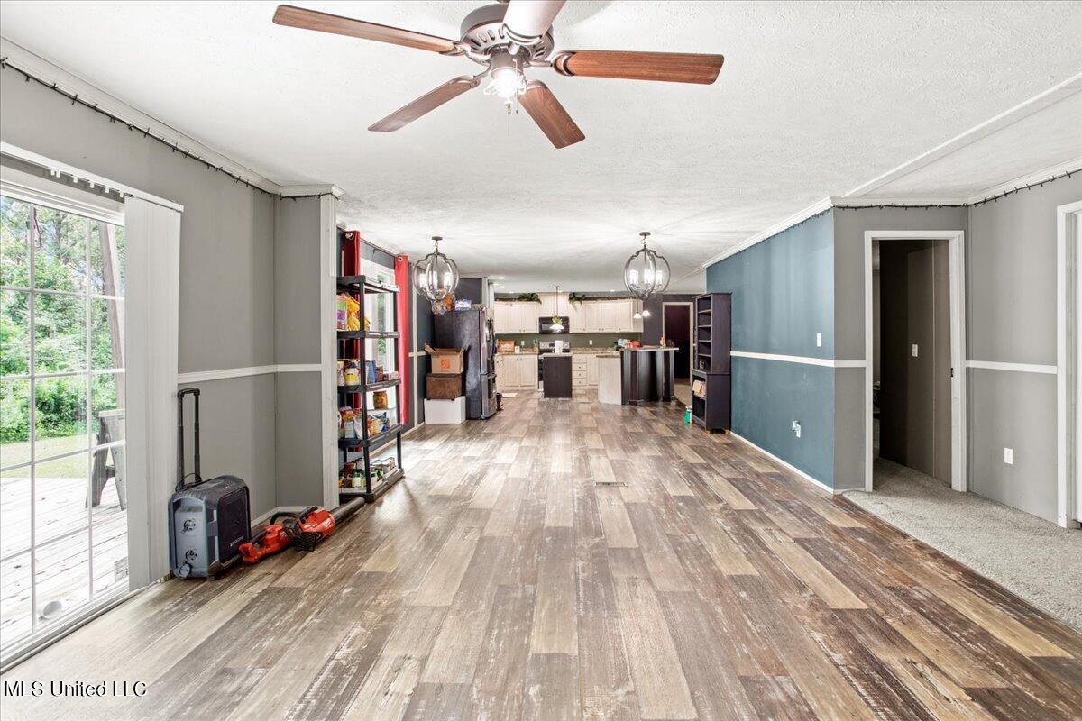 59 West Seneca Road Lumberton, MS 39455 - Photo 11 of 41 11-Living & Dining