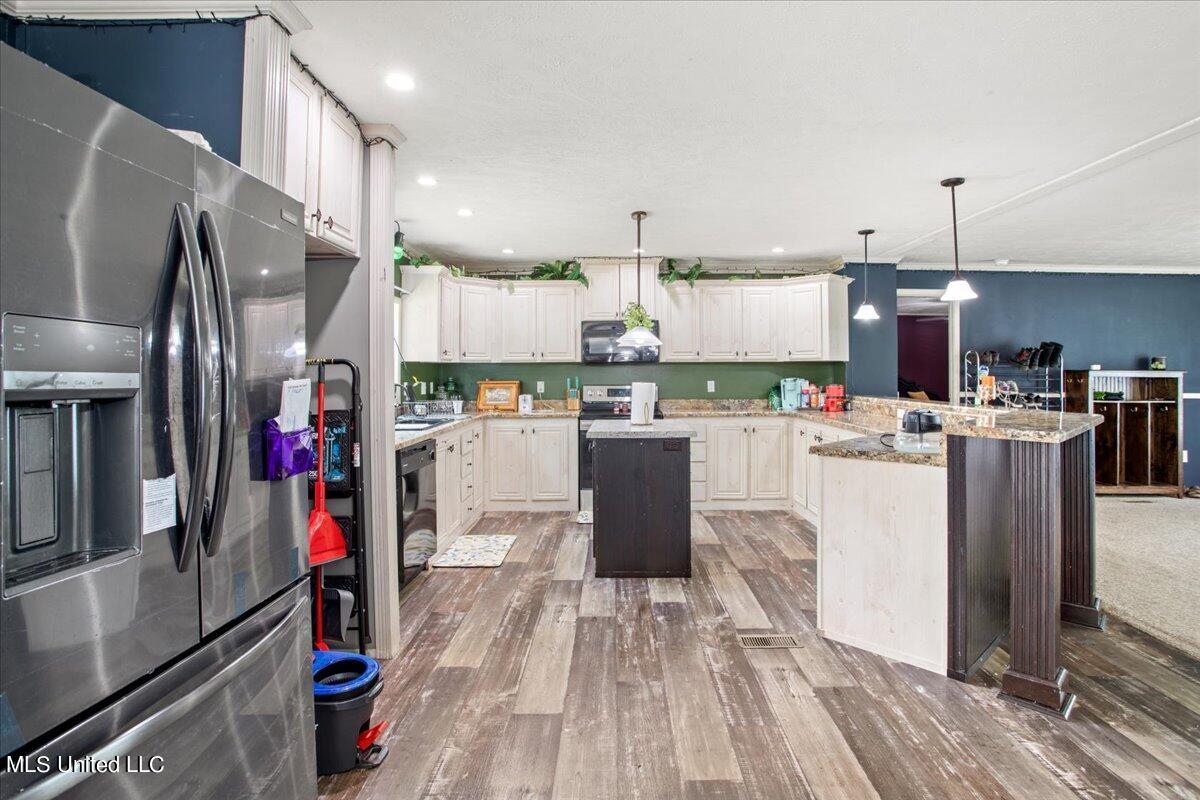 59 West Seneca Road Lumberton, MS 39455 - Photo 14 of 41 14-Kitchen