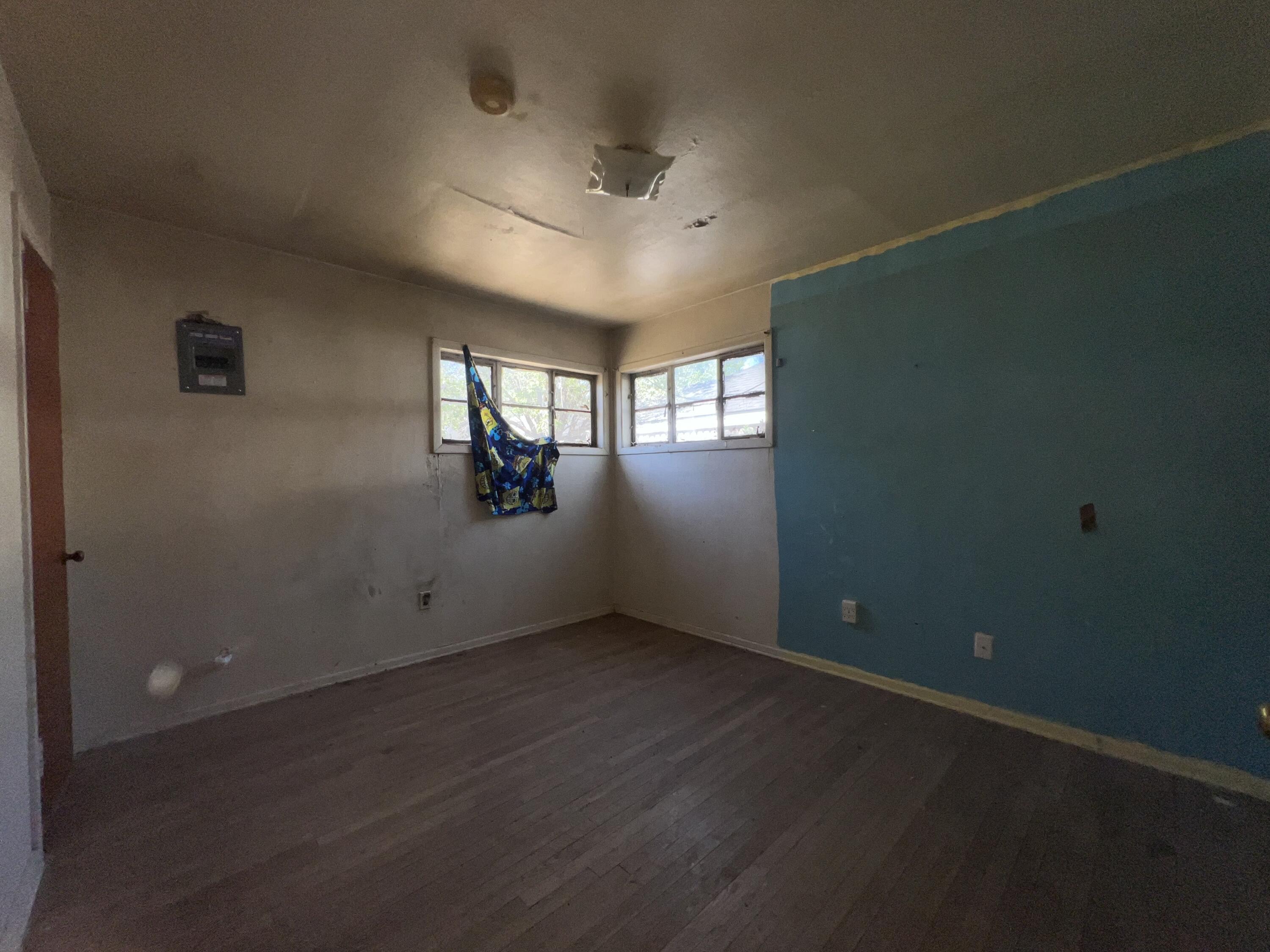 618 30th Street Lubbock, TX 79404 - Photo 5 of 13 IMG_8672
