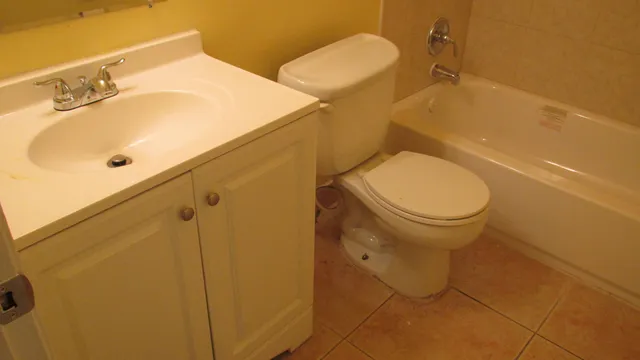 $1,900 | 6100 Forest Hill Boulevard, Unit 202, West Palm Beach, FL 33415